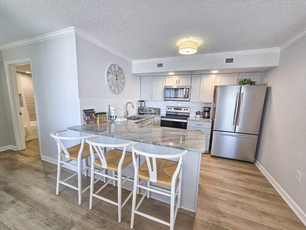 Top floor ocean view condo - 2106 Brighton Vacation Rental in Myrtle Beach - RedAwning