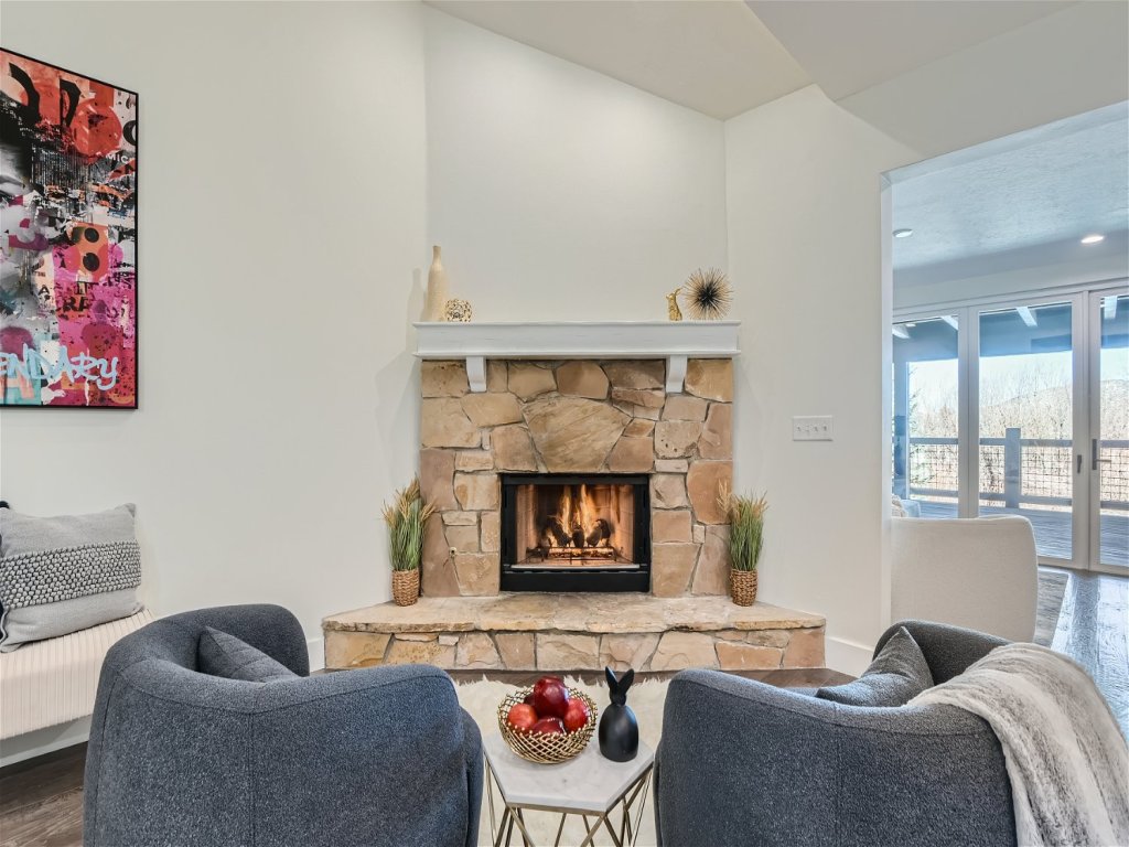 Ski Bunny Hideaway Mountain Views Hot Tub Retreat 17 Vacation Rental in Park City - RedAwning