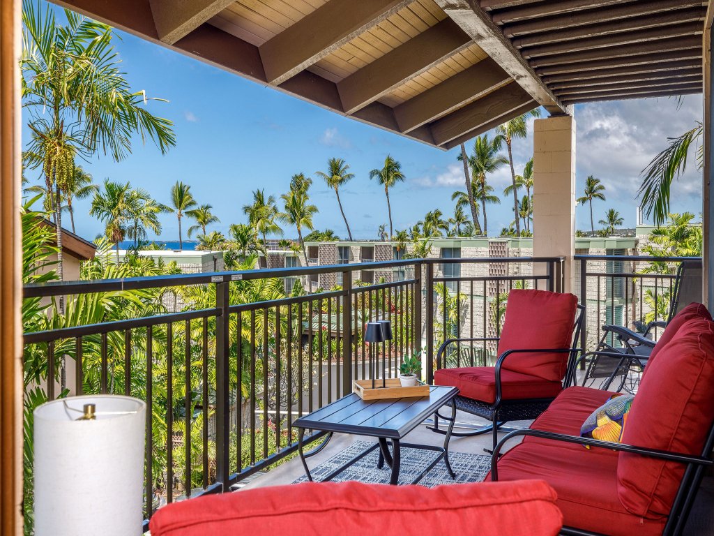 Kona Makai 4-306 Vacation Rental in Kailua Kona - RedAwning