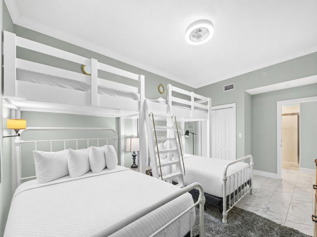 Phoenix Gulf Towers 2207 Vacation Rental in Orange Beach - RedAwning