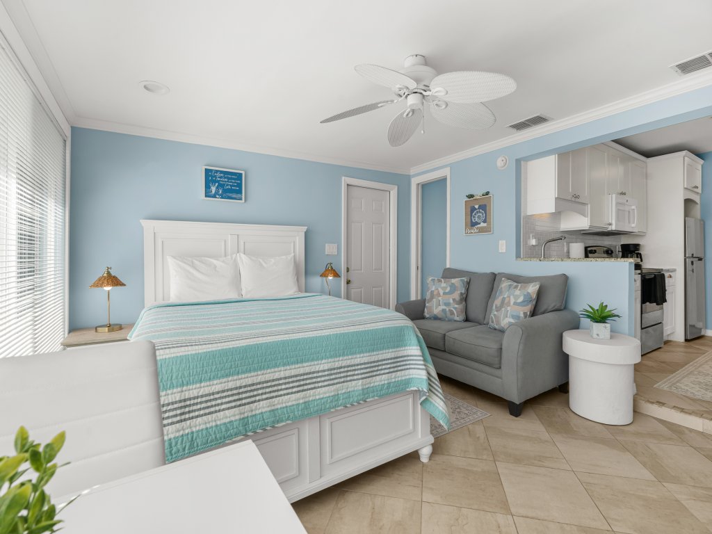Las Hermanas 4 Vacation Rental in Longboat Key - RedAwning