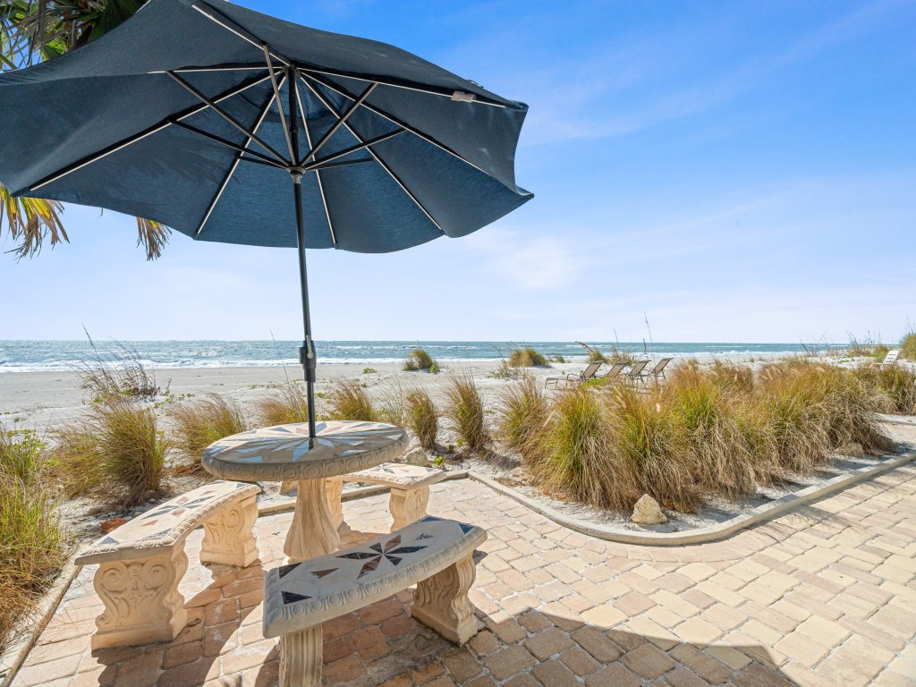 Las Hermanas 1 Vacation Rental in Longboat Key - RedAwning