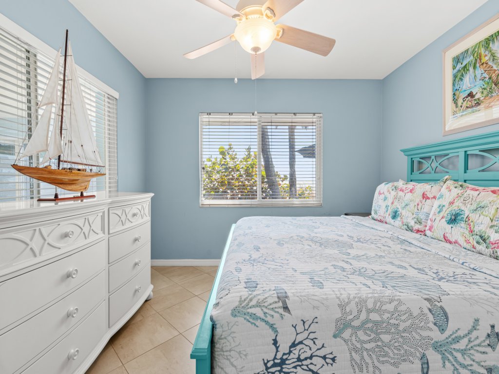 Las Hermanas 2 Vacation Rental in Longboat Key - RedAwning
