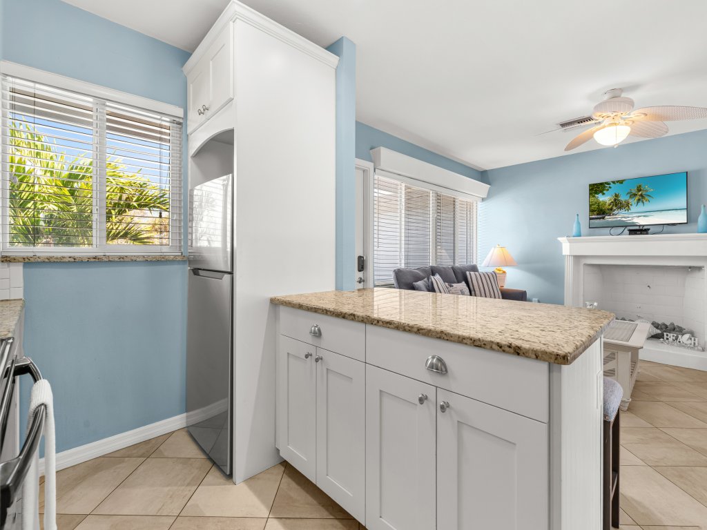 Las Hermanas 2 Vacation Rental in Longboat Key - RedAwning