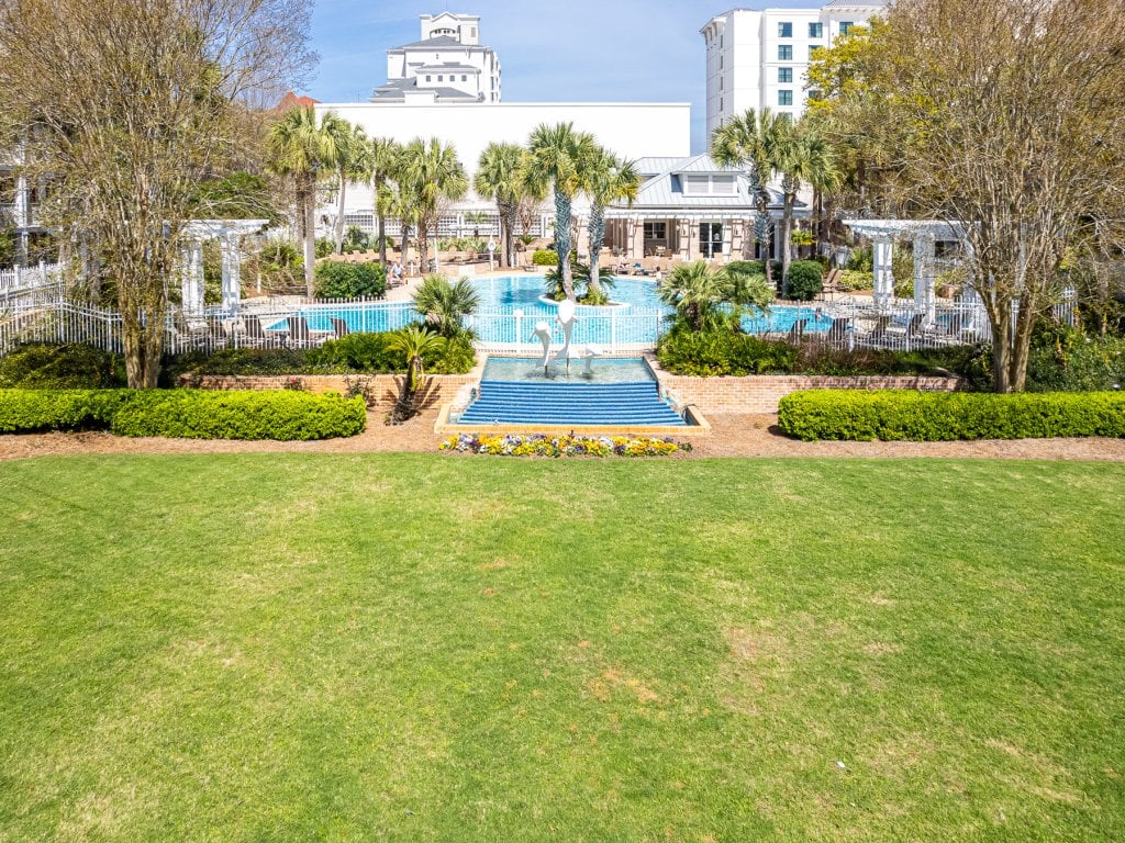 Pilot House 518 Vacation Rental in Miramar Beach - RedAwning