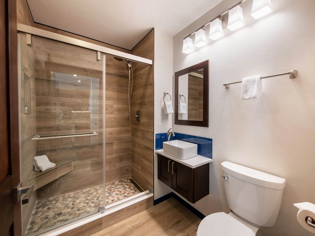 Premium Unit 1301 - 1 Bedroom - Zephyr Mtn Lodge Vacation Rental in Winter Park - RedAwning