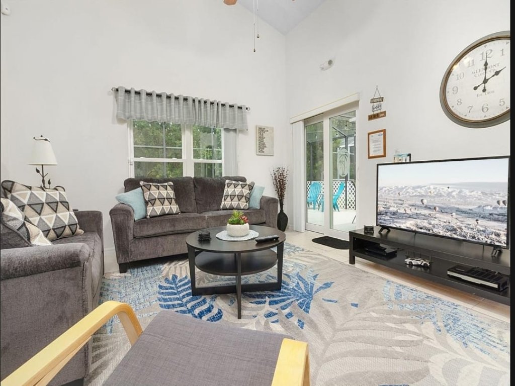 Tropical Escape by Shine Villas 244 Vacation Rental in Kissimmee - RedAwning