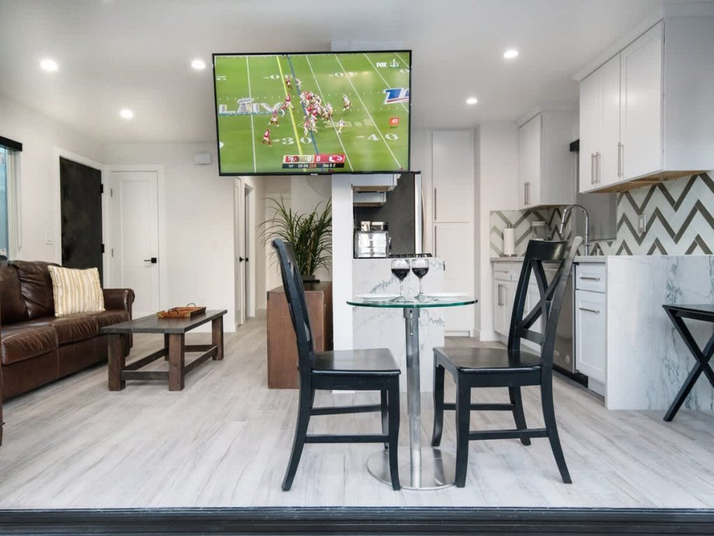 122 36th St A | Gorgeous + Modern Oasis w/ Huge Front Patio Vacation Rental in Newport Beach - RedAwning