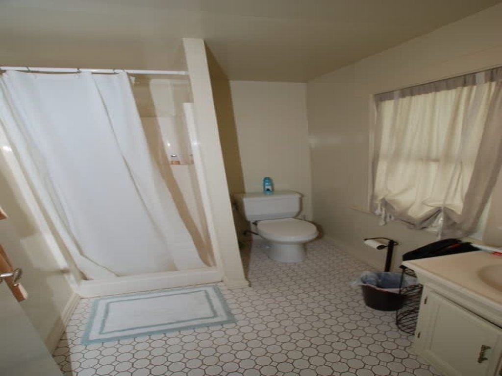 127 30th | Original Beach Cottage Steps To The Sand Vacation Rental in Newport Beach - RedAwning