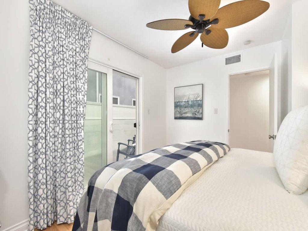 129 G St | Peninsula Point Gem- Updated Beachy Cottage Vacation Rental in Newport Beach - RedAwning