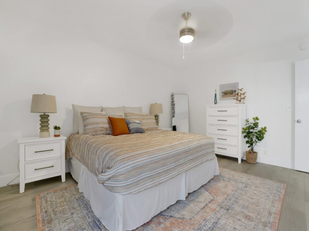 5408 Seashore A | Beautiful Beachy Vibes, 1 House To The Sand Vacation Rental in Newport Beach - RedAwning
