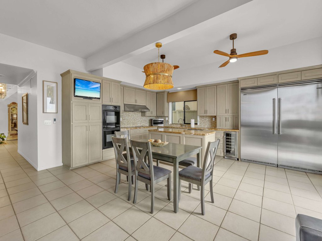 5911 Seashore | Spacious Beachfront Sanctuary: Serene Ocean Views Vacation Rental in Newport Beach - RedAwning