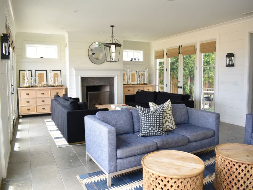 1028 W Oceanfront | Beautiful 5bdr Beachfront on Scenic Bike Path Vacation Rental in Newport Beach - RedAwning