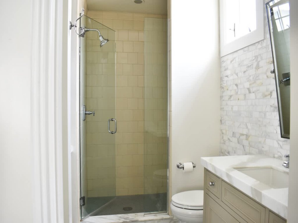 1028 W Oceanfront | Beautiful 5bdr Beachfront on Scenic Bike Path Vacation Rental in Newport Beach - RedAwning