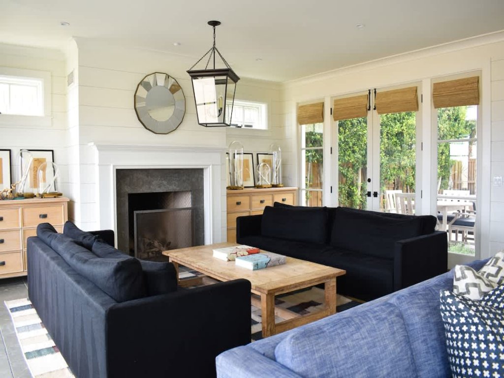 1028 W Oceanfront | Beautiful 5bdr Beachfront on Scenic Bike Path Vacation Rental in Newport Beach - RedAwning