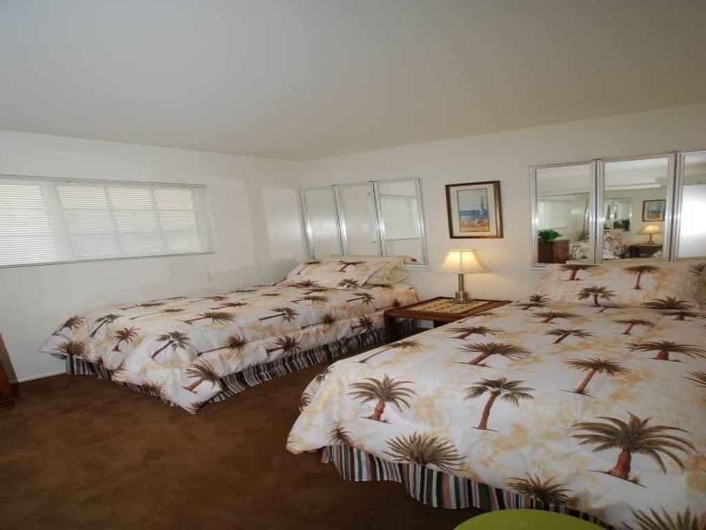 121 33rd ST A | Heart of the Peninsula w/Front Patio Vacation Rental in Newport Beach - RedAwning