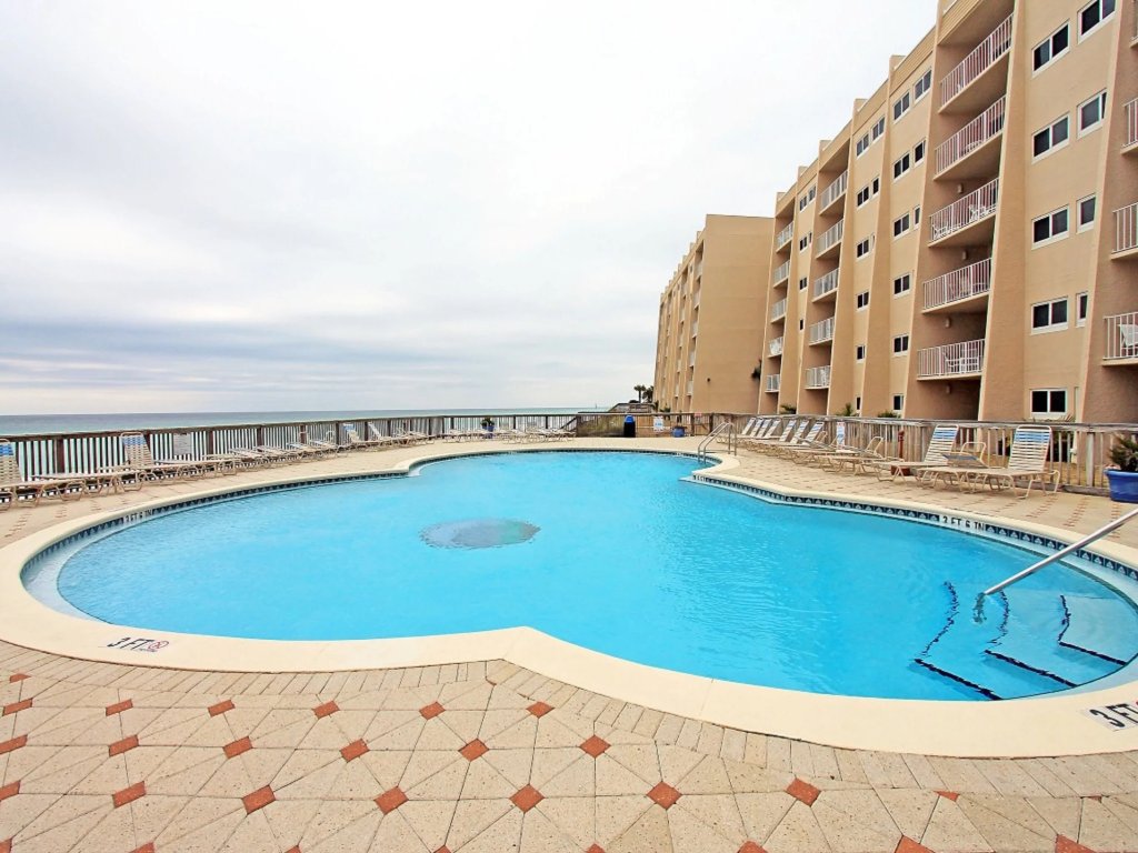 Beach House 305B Vacation Rental in Miramar Beach - RedAwning