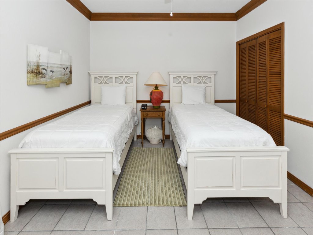 Sandpiper Cove 4121 Vacation Rental in Destin - RedAwning