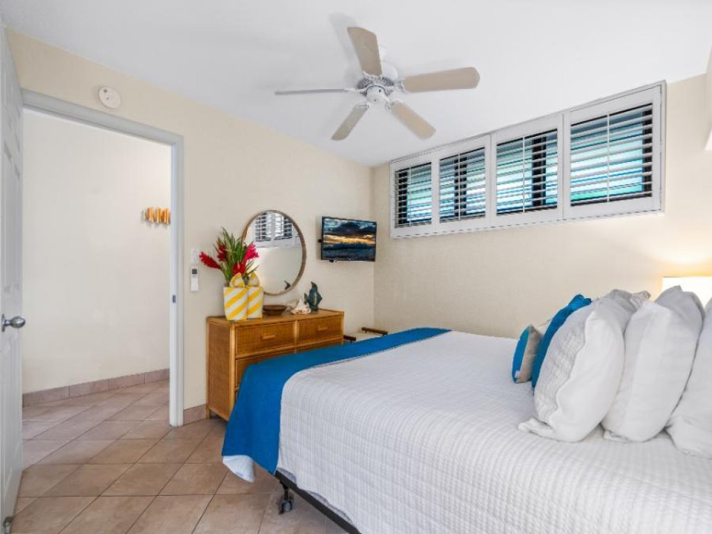 KIHEI SURFSIDE, #304 Vacation Rental in Hawaii - RedAwning