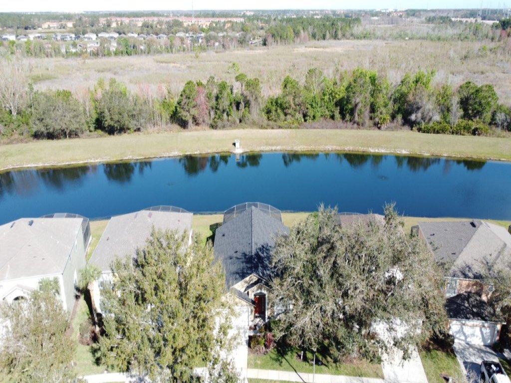 Four Bed in Emerald Island Resort mins to Disney Vacation Rental in Kissimmee - RedAwning