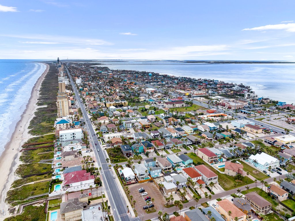 127 E. Constellation (Gazca Beach House) Vacation Rental in South Padre Island - RedAwning