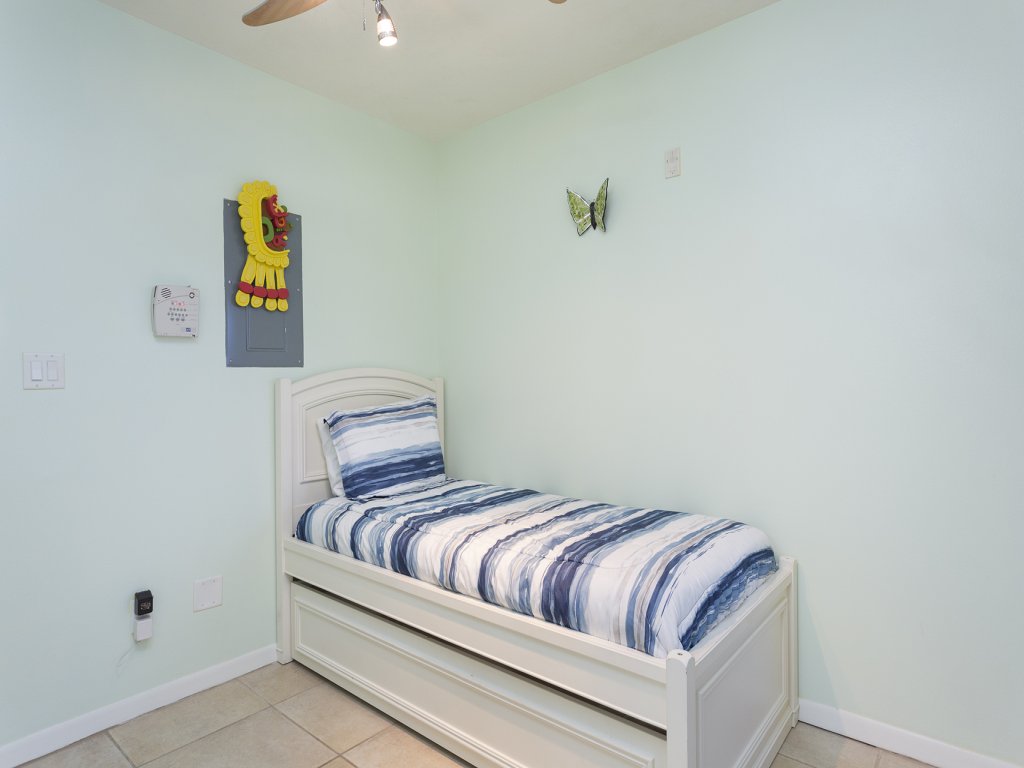 Las Marinas #202 Vacation Rental in South Padre Island - RedAwning