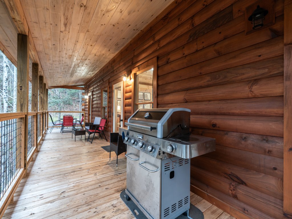 212 Misty Mountain View Vacation Rental in Gatlinburg - RedAwning