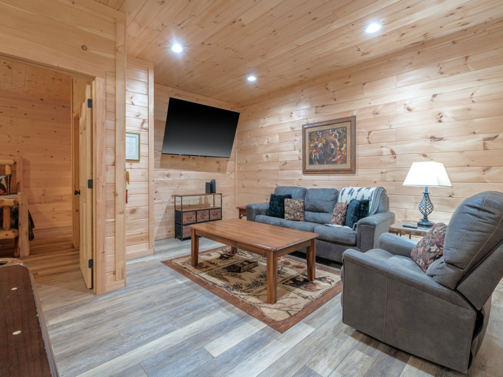 212 Misty Mountain View Vacation Rental in Gatlinburg - RedAwning