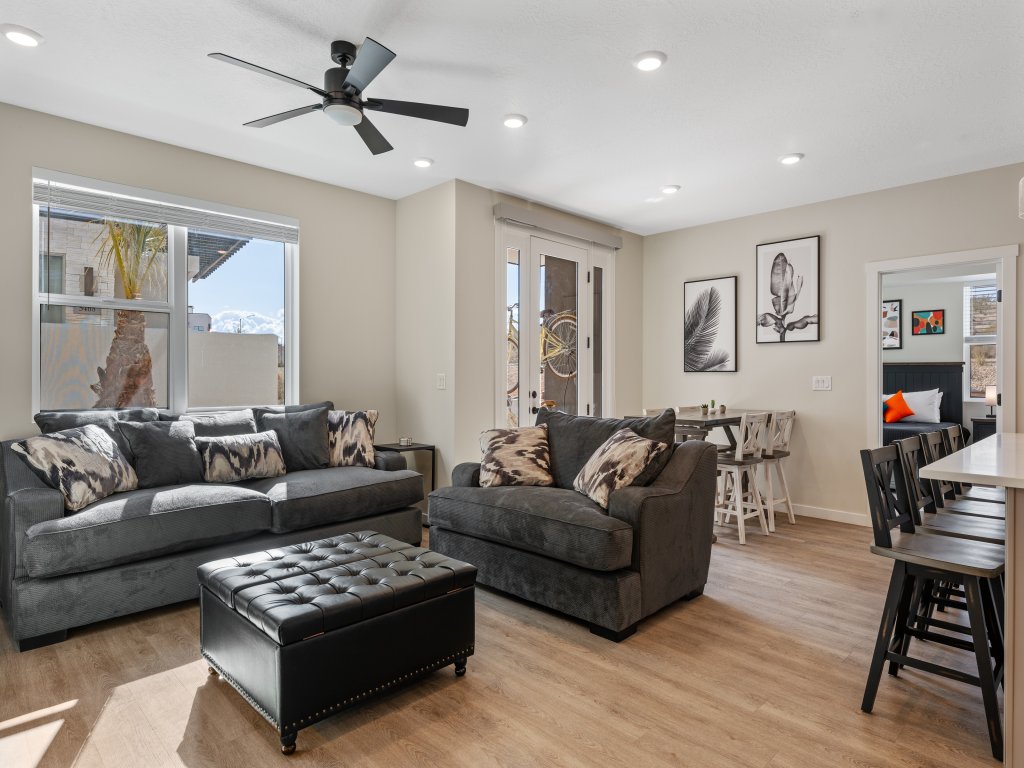 Surf's Up at Desert Color Vacation Rental in St. George - RedAwning
