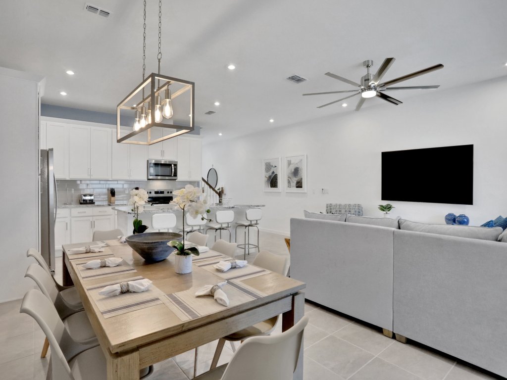 2382ZBP- Solara Resort Vacation Rental in Kissimmee - RedAwning