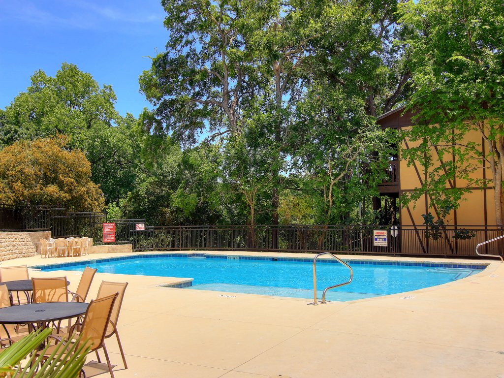 CW C113 Comal Vista Vacation Rental in New Braunfels - RedAwning