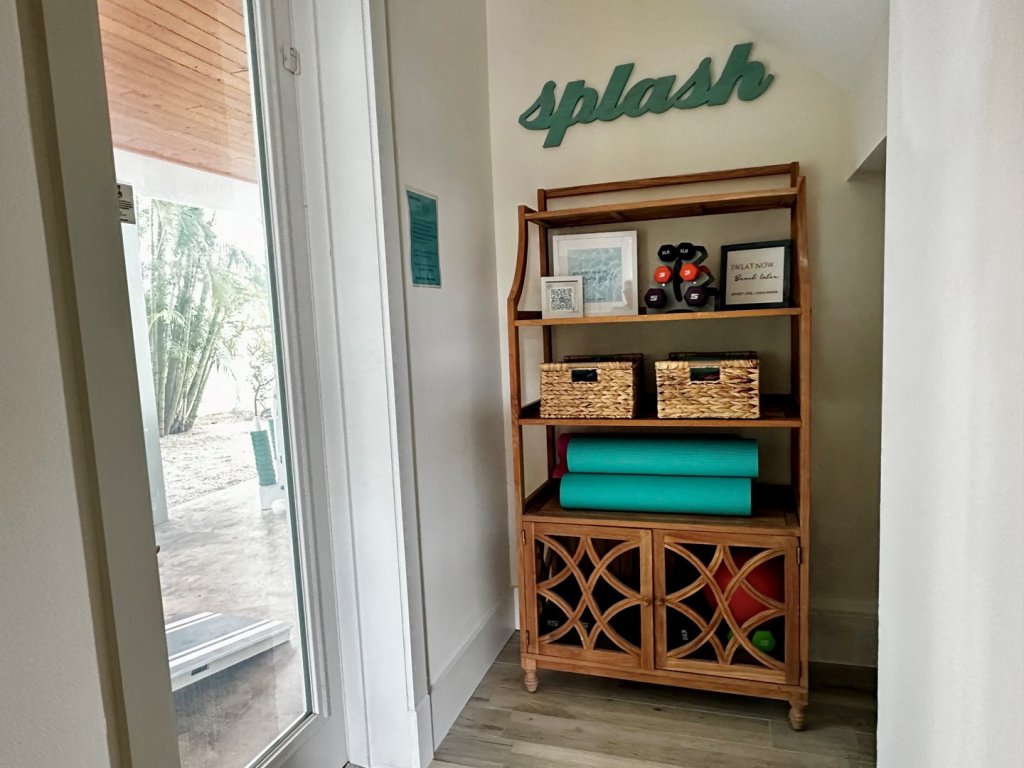 Jersey Girl Vacation Rental in Anna Maria - RedAwning