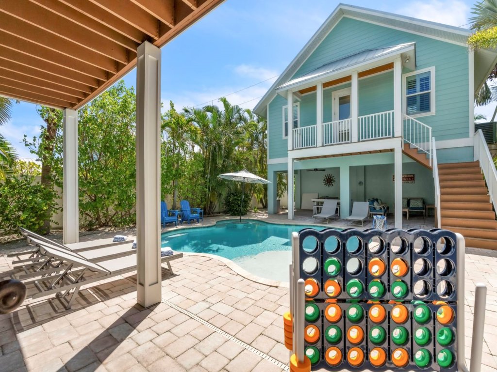 Jersey Girl Vacation Rental in Anna Maria - RedAwning