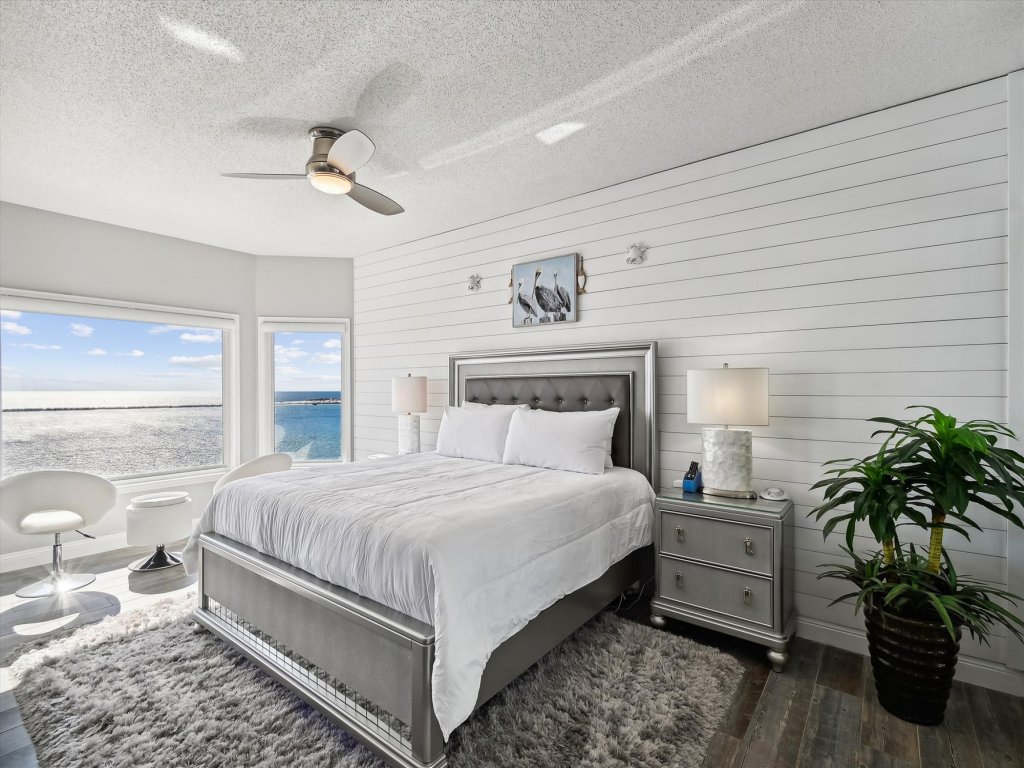Waterview Towers Yacht Club 732 Vacation Rental in Destin - RedAwning