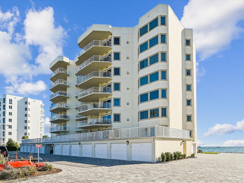 Waterview Towers Yacht Club 732 Vacation Rental in Destin - RedAwning