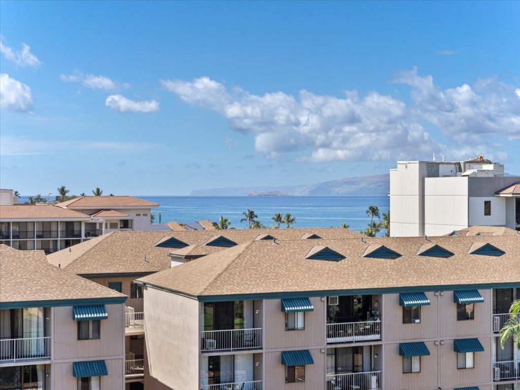 Maui Vista 3408 Vacation Rental in Kihei - RedAwning