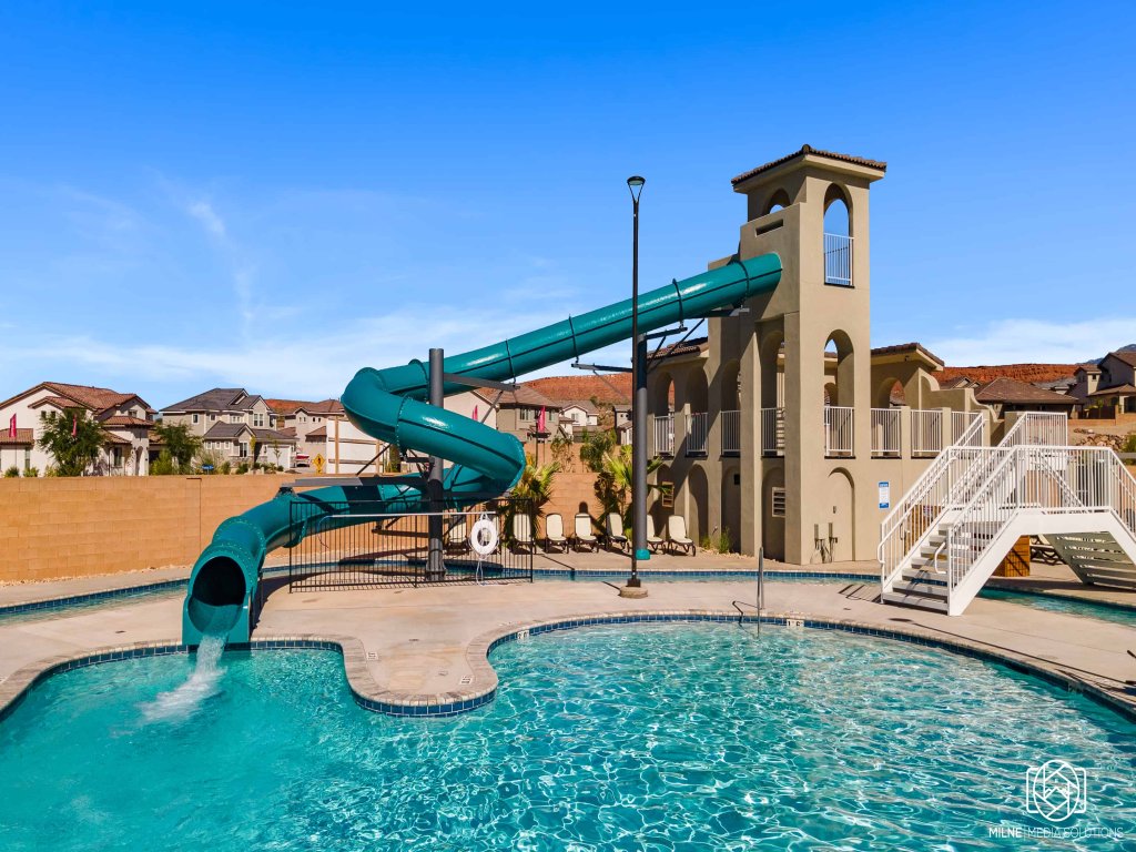Crown Point Vacation Rental in Utah - RedAwning