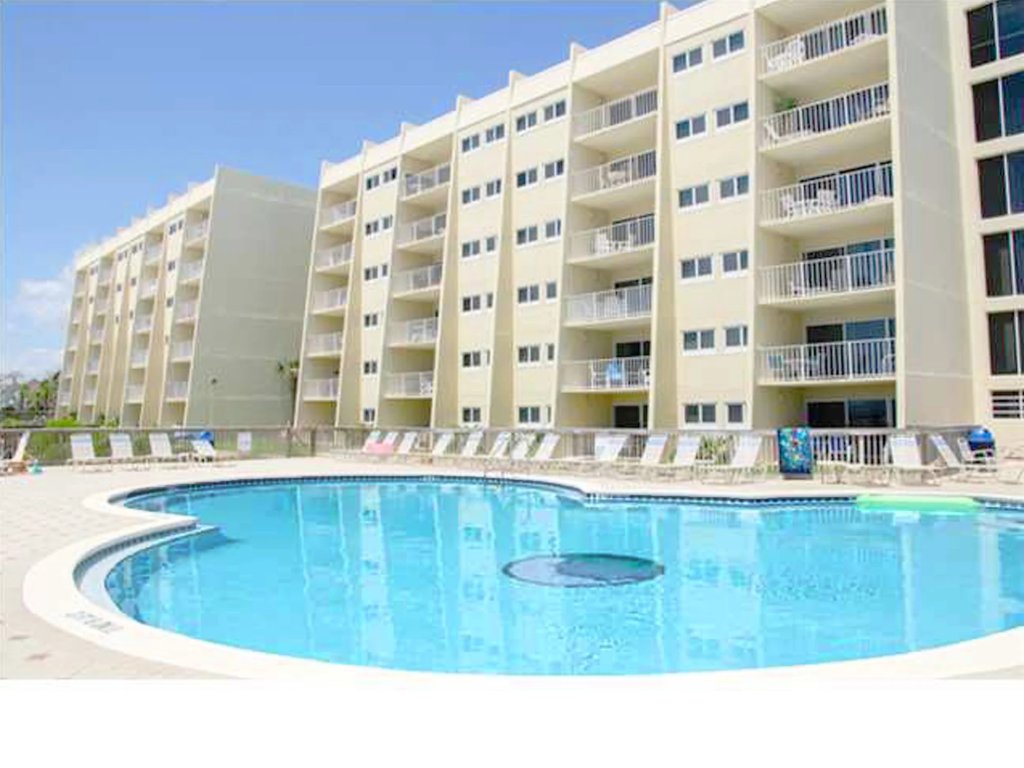 Beach House 505B Vacation Rental in Miramar Beach - RedAwning