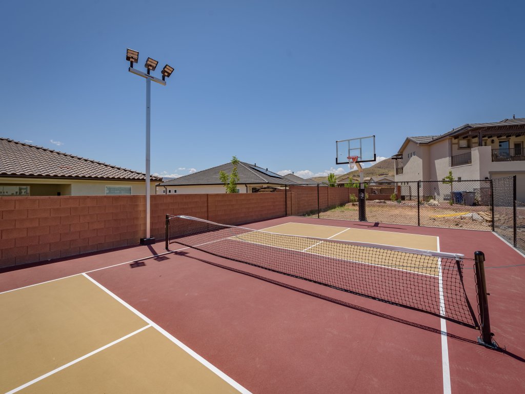 Zion's Paradise Vacation Rental in Hurricane - RedAwning