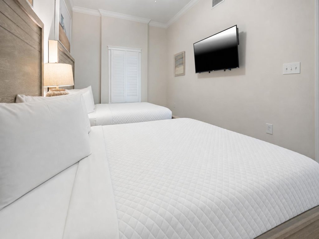 Phoenix Gulf Towers 2104 Vacation Rental in Orange Beach - RedAwning