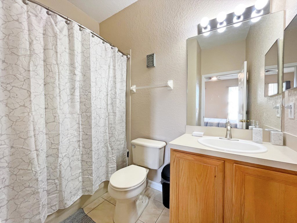Regal Getaway Vacation Rental in Davenport - RedAwning