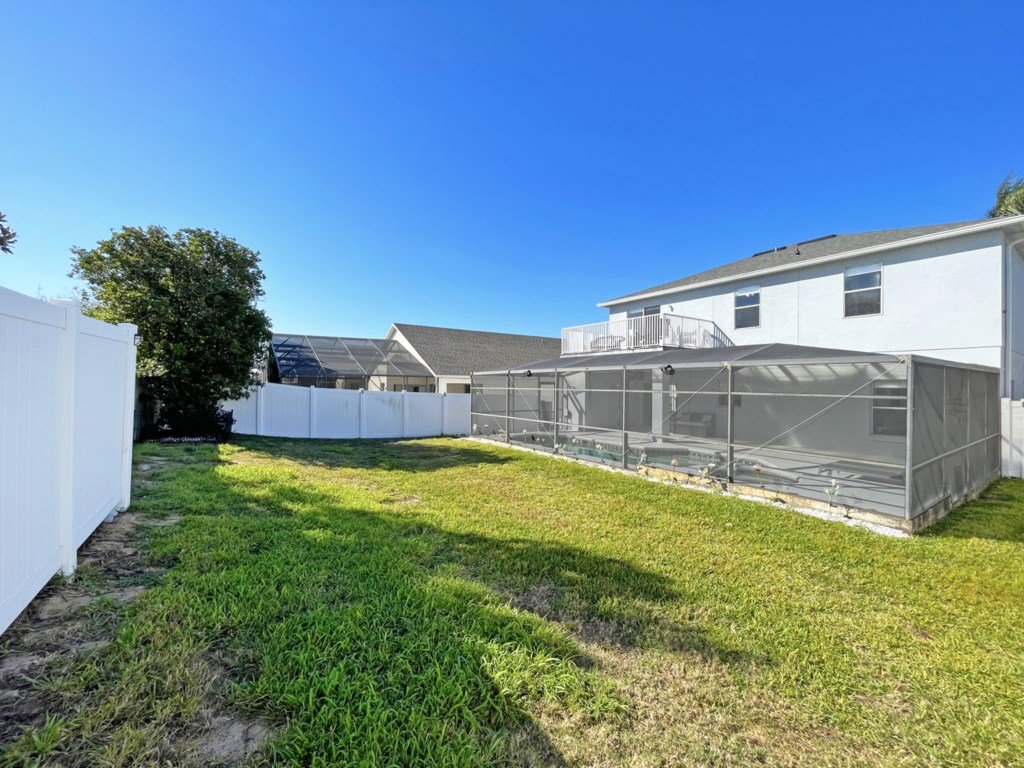 Paradise Point Vacation Rental in Davenport - RedAwning
