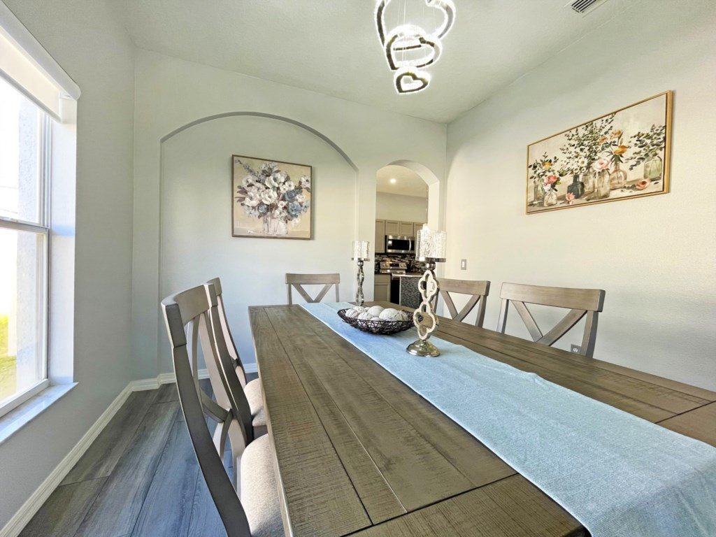 Paradise Point Vacation Rental in Davenport - RedAwning