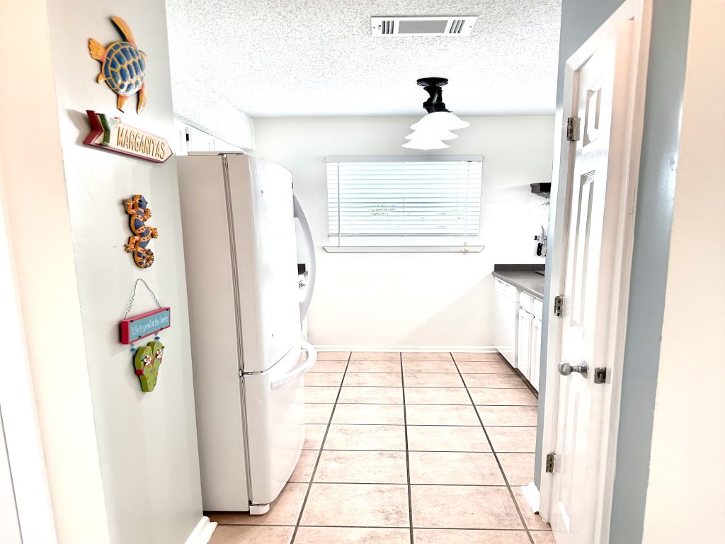 Island Cottage Vacation Rental in Navarre - RedAwning