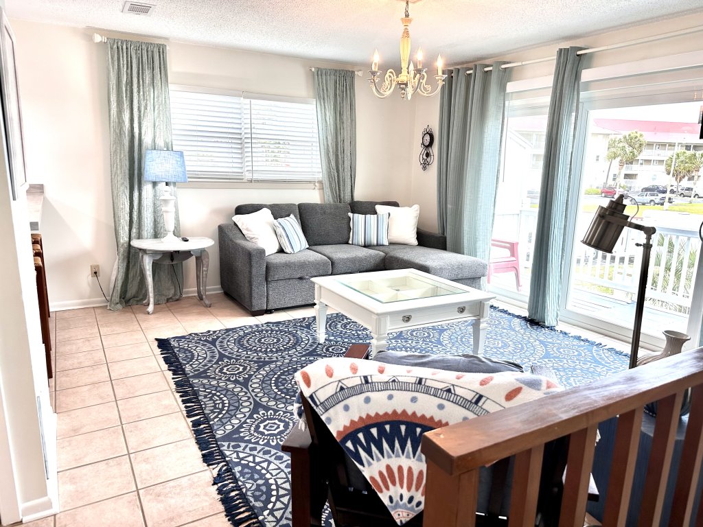 Island Cottage Vacation Rental in Navarre - RedAwning
