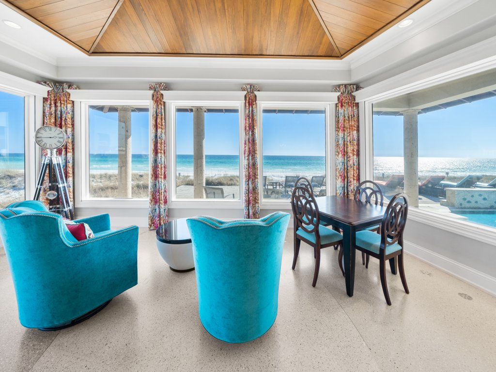 Beach Castle Vacation Rental in Santa Rosa Beach - RedAwning