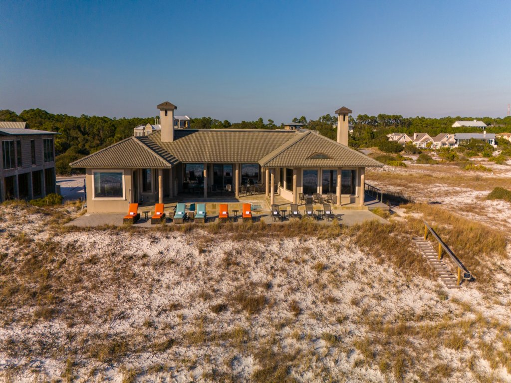 Beach Castle Vacation Rental in Santa Rosa Beach - RedAwning