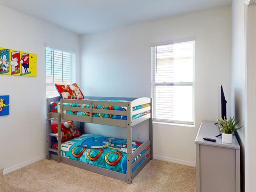 Beautiful 5 Bed Pool Home with Game Room Vacation Rental in Davenport - RedAwning