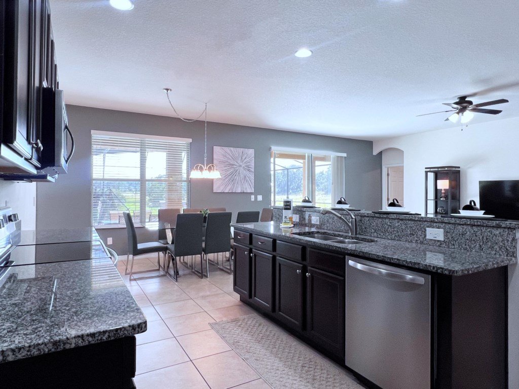 Cozy Family Friendly Pool Home with Game Room Vacation Rental in Davenport - RedAwning