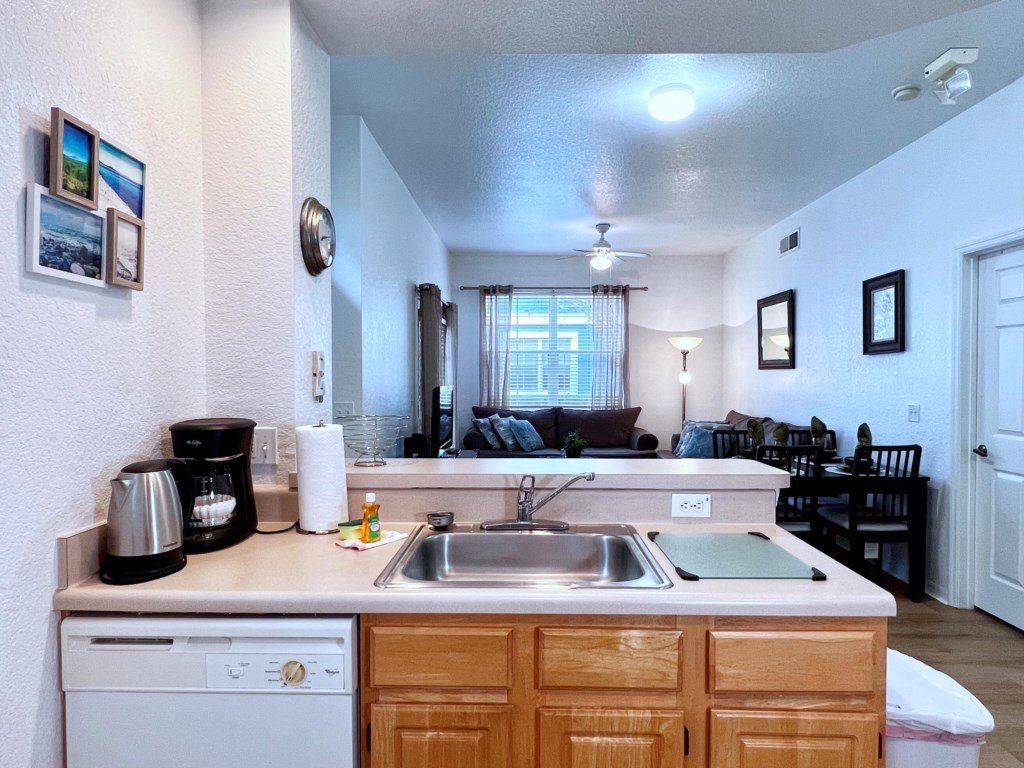 Lovely Family Town home in Great Location Vacation Rental in Kissimmee - RedAwning